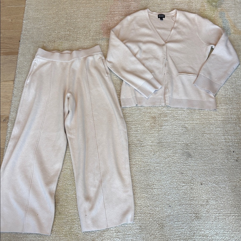 Cato Soft Light Pink Sweater Cardigan and Knit Pants Set